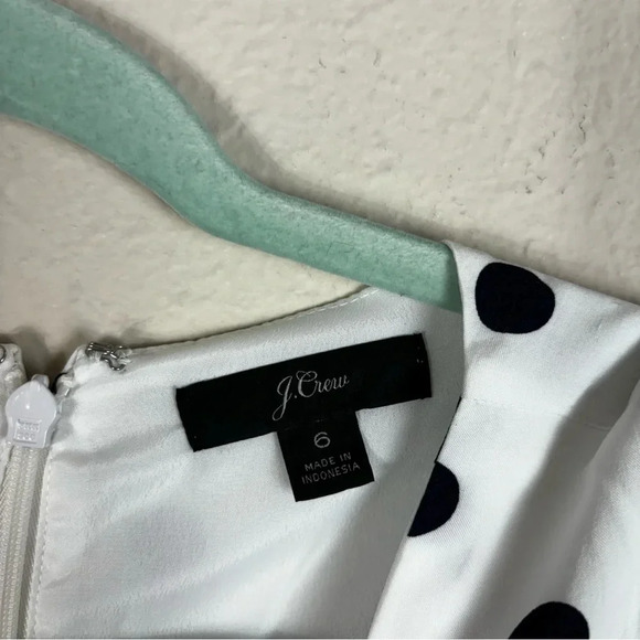 J Crew Cap Sleeve White Black Polka Dots Dress Ruffled Front V- Neck size 6 - Picture 10 of 16